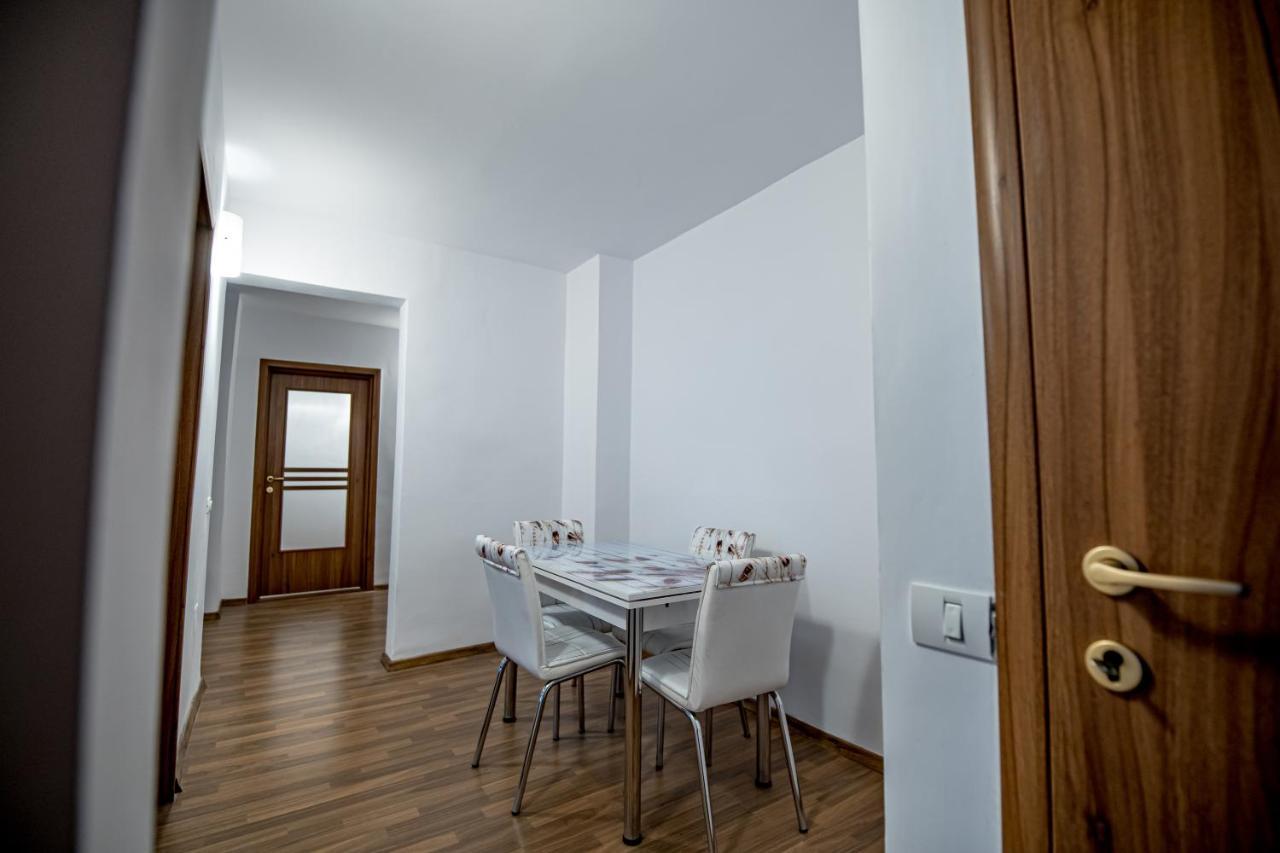 3 Royal Apartment Brasov